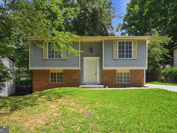 2116 Scarbrough Road, Stone Mountain, GA 30088