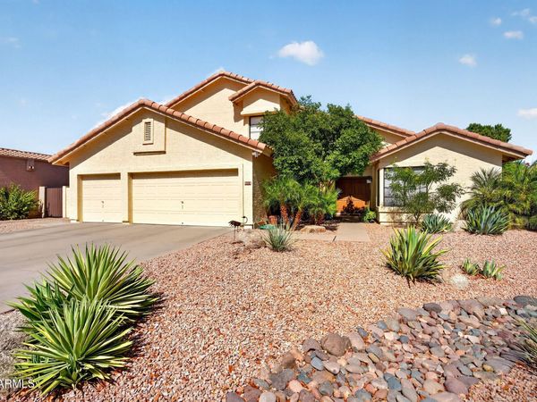 8915 S ASH Avenue, Tempe, AZ 85284
