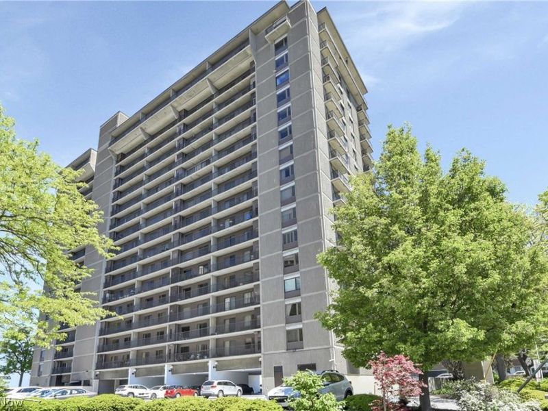 12500 Edgewater Drive, Unit 1206, Lakewood, OH 44107 Photo 1