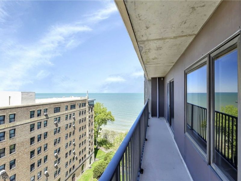 12500 Edgewater Drive, Unit 1206, Lakewood, OH 44107 Photo 11