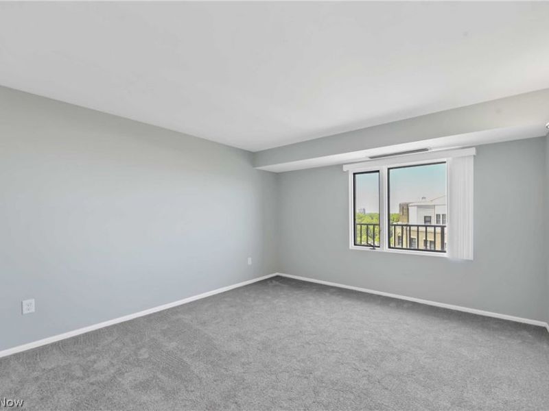12500 Edgewater Drive, Unit 1206, Lakewood, OH 44107 Photo 14