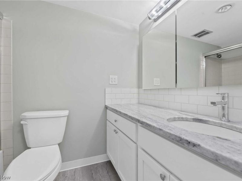12500 Edgewater Drive, Unit 1206, Lakewood, OH 44107 Photo 18
