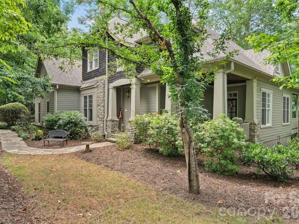 626 Wickhams Fancy Drive, Candler, NC 28715