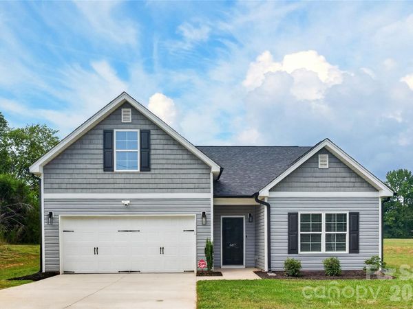 687 Deadmon Road , Mocksville, NC 27028