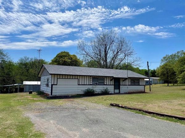 10650 E Etowah Road, Noble, OK 73068