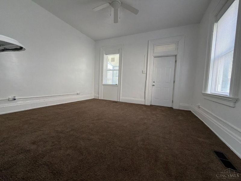 329 Charles Street, Hamilton, OH 45011 Photo 4