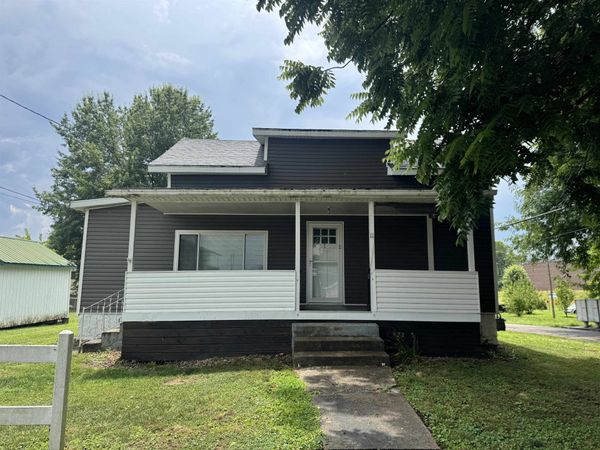 11 Elizabeth Street, Proctorville, OH 45669