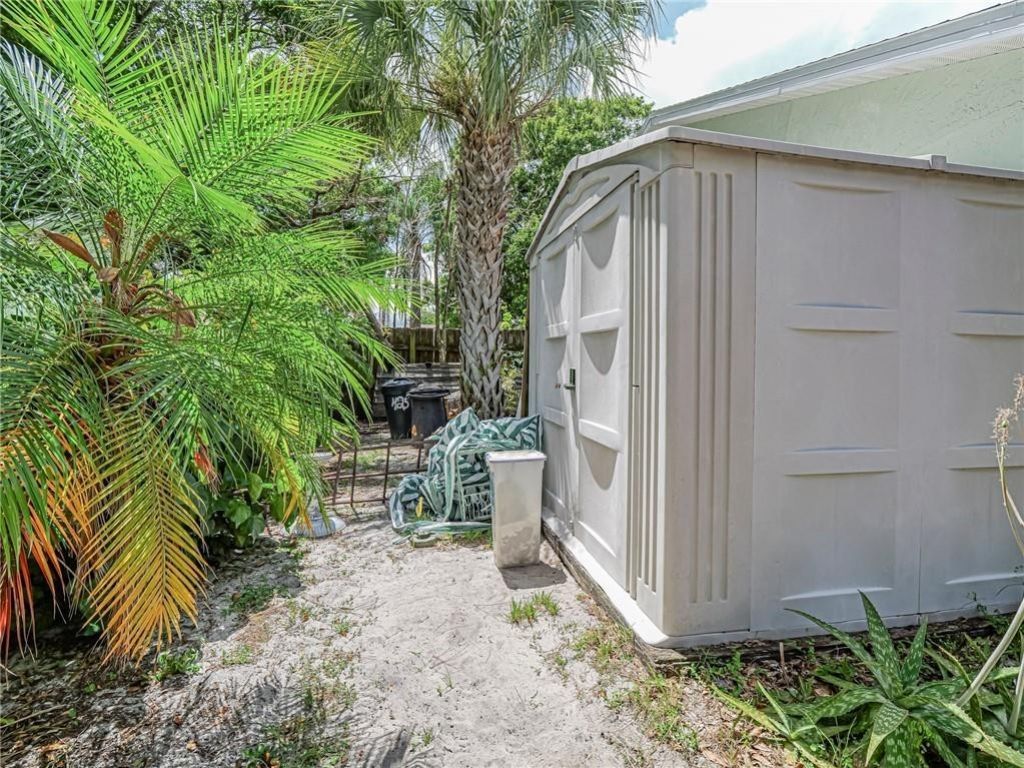 425 Banyan Street, Sebastian, FL 32958 Photo
