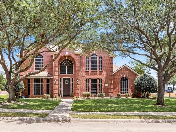 5900 Avocet Way, The Colony, TX 75056