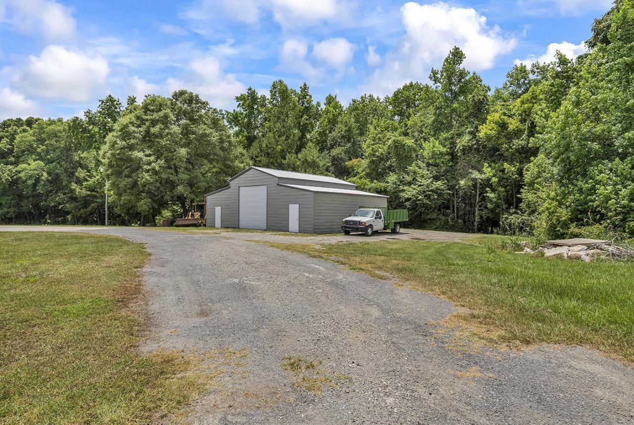 59 Two Ponds Road Photo 40