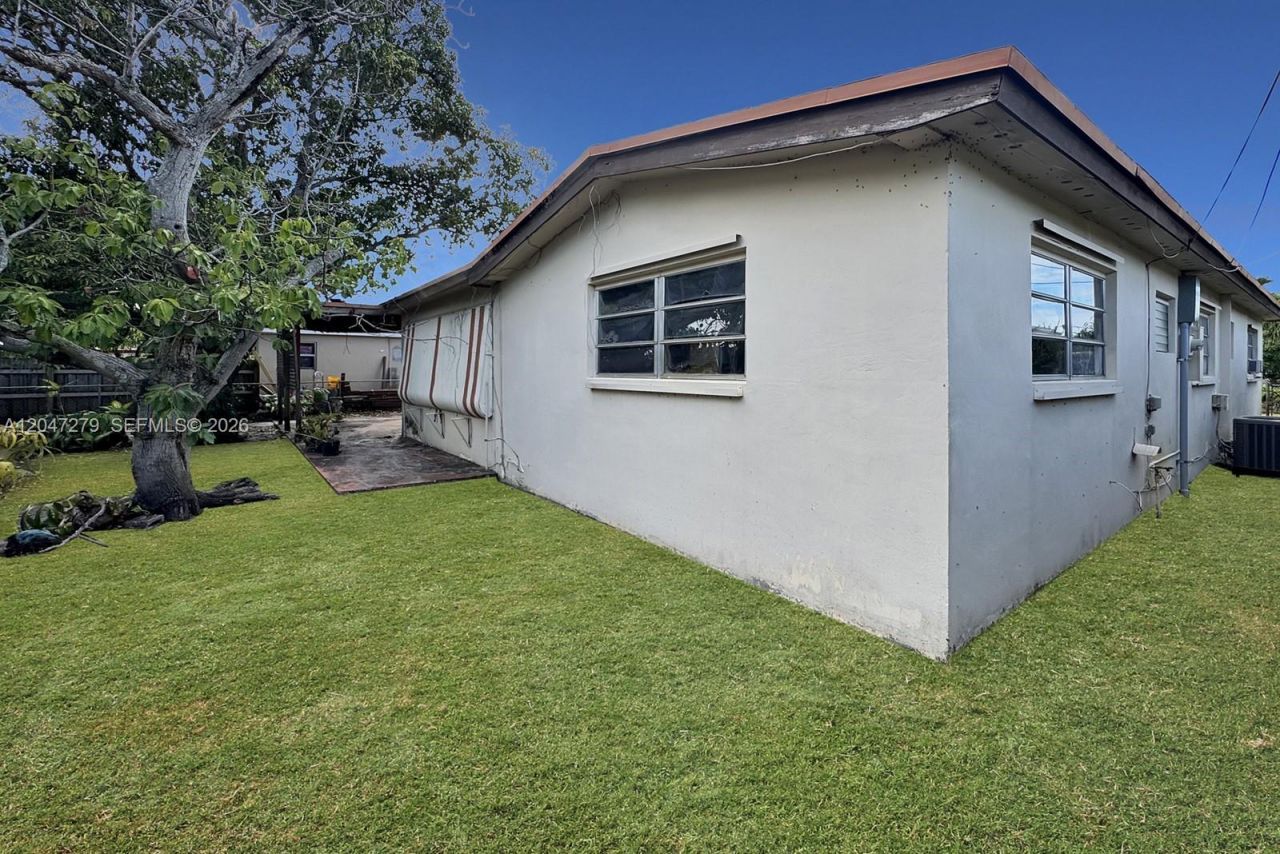 7912 Juniper St , Miramar, FL 33023 Photo