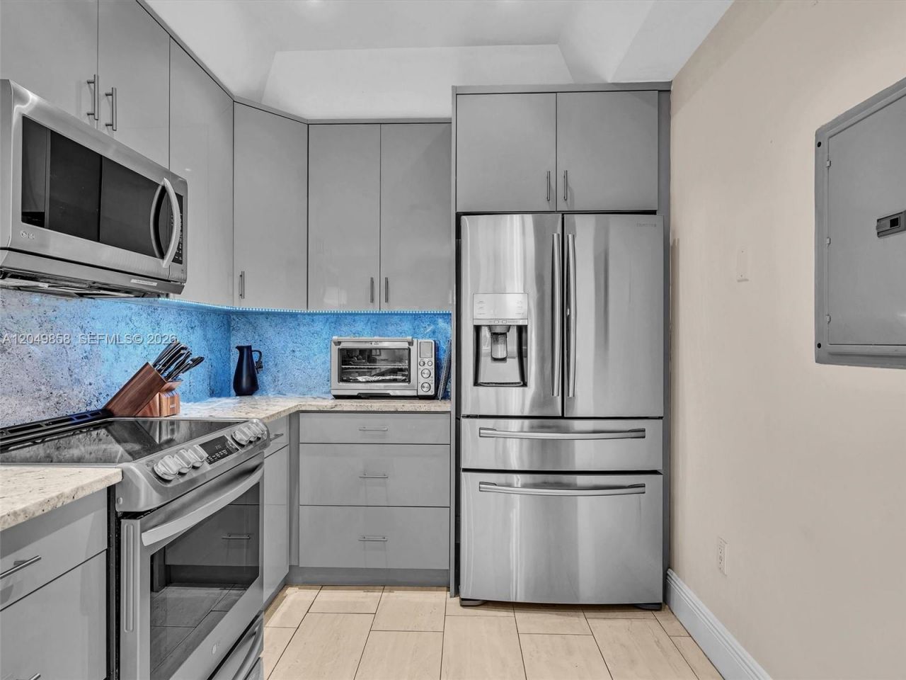 2901 S Bayshore Dr , Unit 1G, Miami, FL 33133 Photo