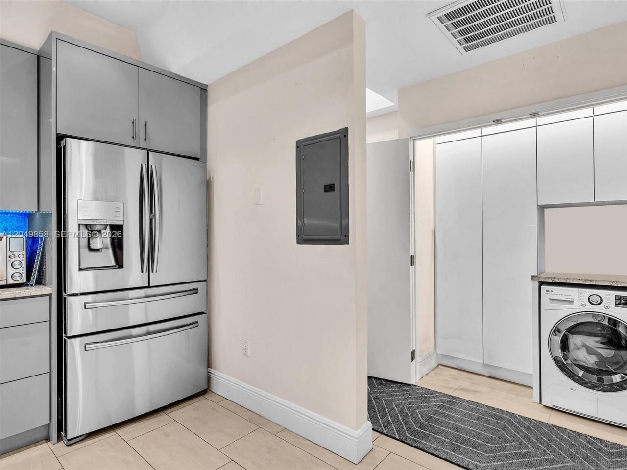 2901 S Bayshore Dr , Unit 1G, Miami, FL 33133 Photo