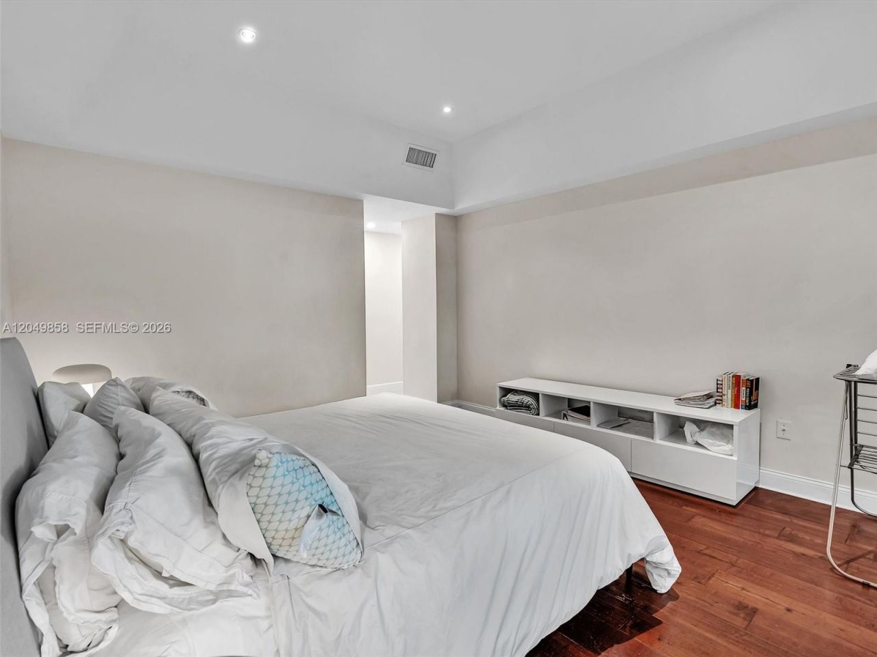 2901 S Bayshore Dr , Unit 1G, Miami, FL 33133 Photo