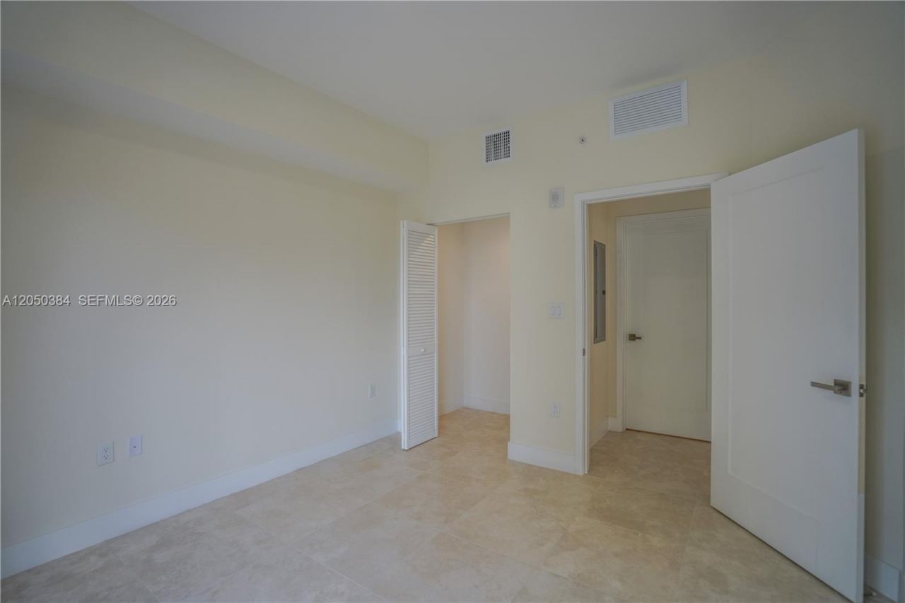 1091 Galiano St , Unit 304, Coral Gables, FL 33134 Photo