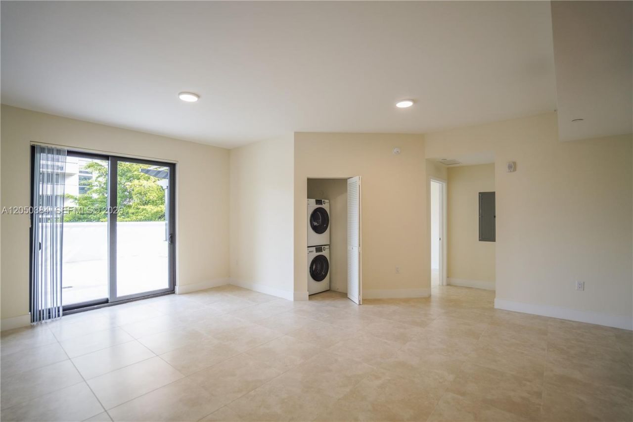 1091 Galiano St , Unit 304, Coral Gables, FL 33134 Photo