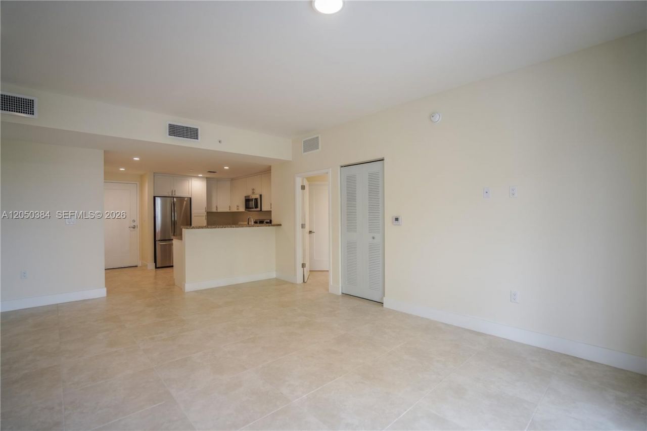 1091 Galiano St , Unit 304, Coral Gables, FL 33134 Photo