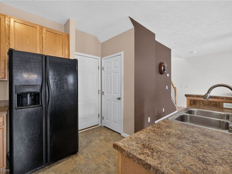 934 Tradewinds Cove, Painesville, OH 44077 Photo 17