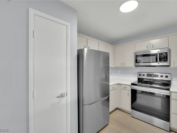 2300 E Silverado Ranch Boulevard, Unit 2152, Las Vegas, NV 89183