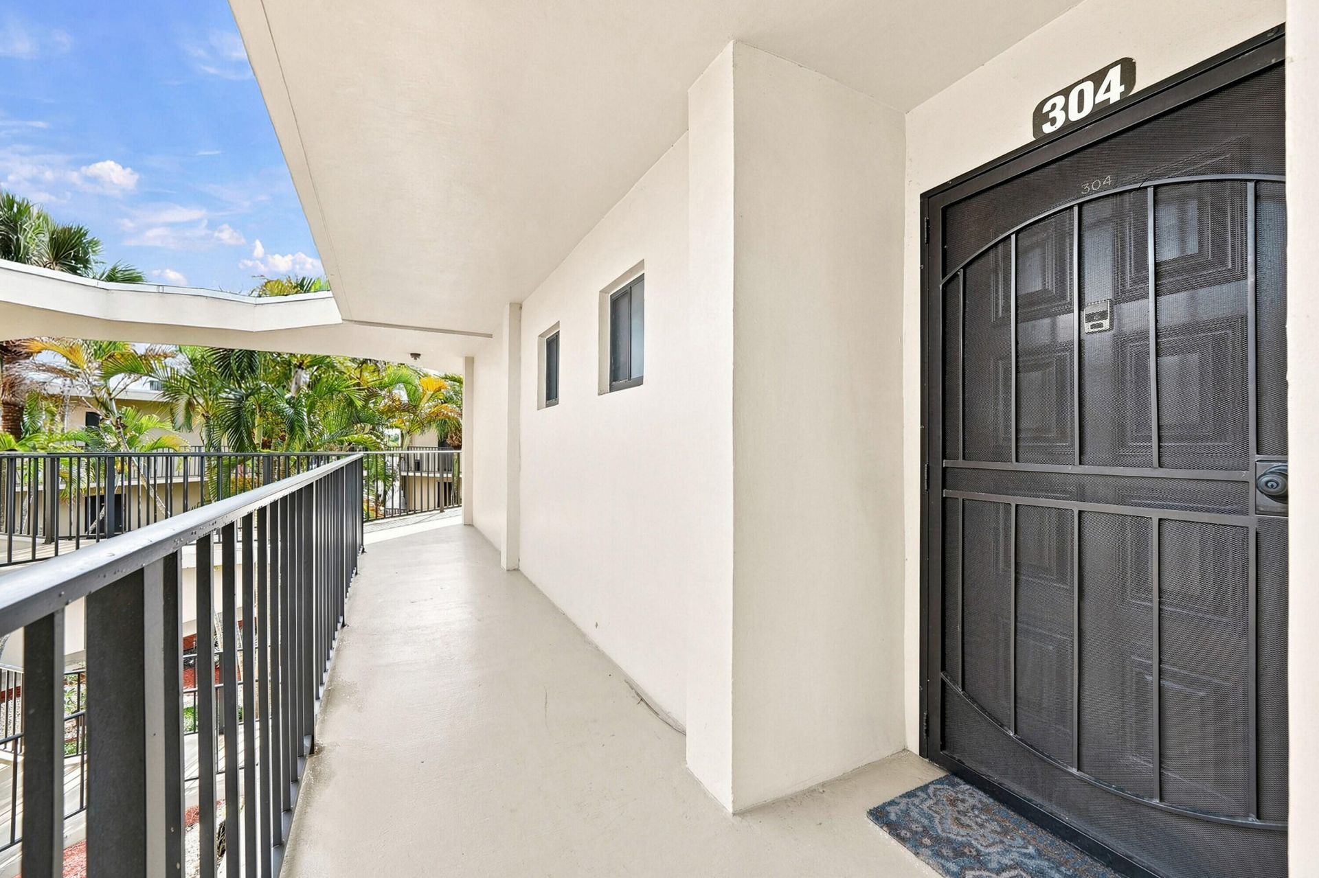 5370 Las Verdes Circle, Unit 304, Delray Beach, FL 33484 Photo