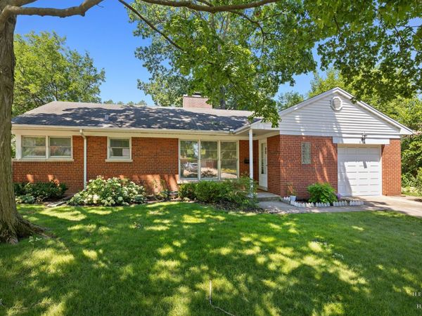 814 S Chestnut Avenue , Arlington Heights, IL 60005