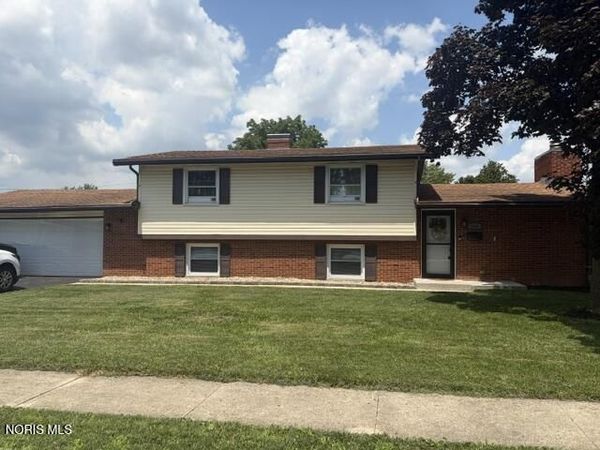 100 Northcliff Drive , Findlay, OH 45840