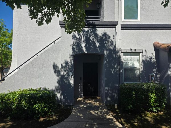 5201 Laguna Oaks Dr #121, Unit 121, Elk Grove, CA 95758