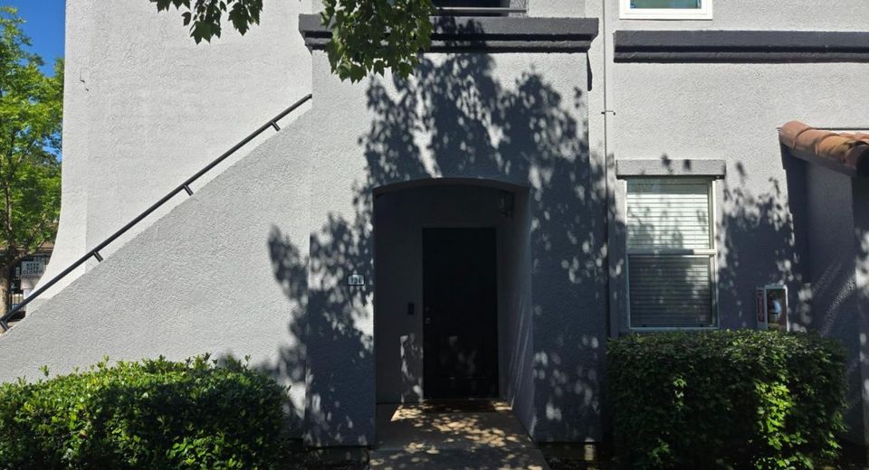 5201 Laguna Oaks Dr #121, Unit 121, Elk Grove, CA 95758 Photo