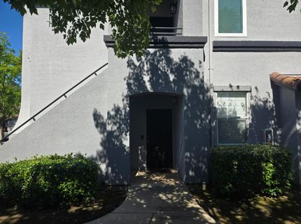 5201 Laguna Oaks Dr #121, Unit 121, Elk Grove, CA 95758 Photo
