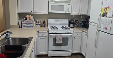 5201 Laguna Oaks Dr #121, Unit 121, Elk Grove, CA 95758 Photo