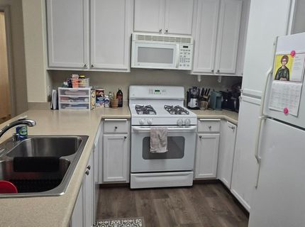 5201 Laguna Oaks Dr #121, Unit 121, Elk Grove, CA 95758 Photo
