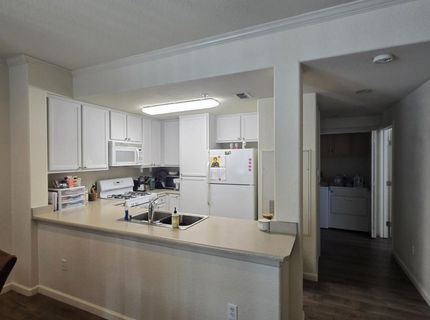 5201 Laguna Oaks Dr #121, Unit 121, Elk Grove, CA 95758 Photo