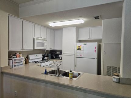 5201 Laguna Oaks Dr #121, Unit 121, Elk Grove, CA 95758 Photo