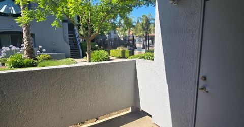 5201 Laguna Oaks Dr #121, Unit 121, Elk Grove, CA 95758 Photo