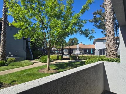 5201 Laguna Oaks Dr #121, Unit 121, Elk Grove, CA 95758 Photo