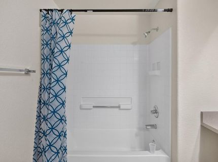 5201 Laguna Oaks Dr #121, Unit 121, Elk Grove, CA 95758 Photo