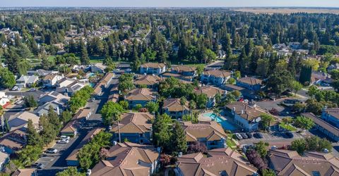 5201 Laguna Oaks Dr #121, Unit 121, Elk Grove, CA 95758 Photo