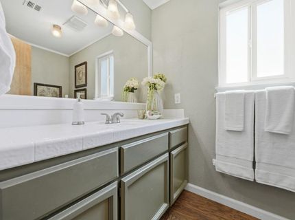 145 N Grant Ln, Folsom, CA 95630 Photo