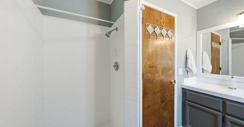 145 N Grant Ln, Folsom, CA 95630 Photo