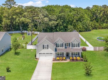 290 Kerry Drive, Richmond Hill, GA 31324