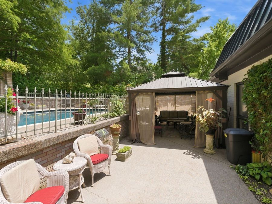 Property Image 64