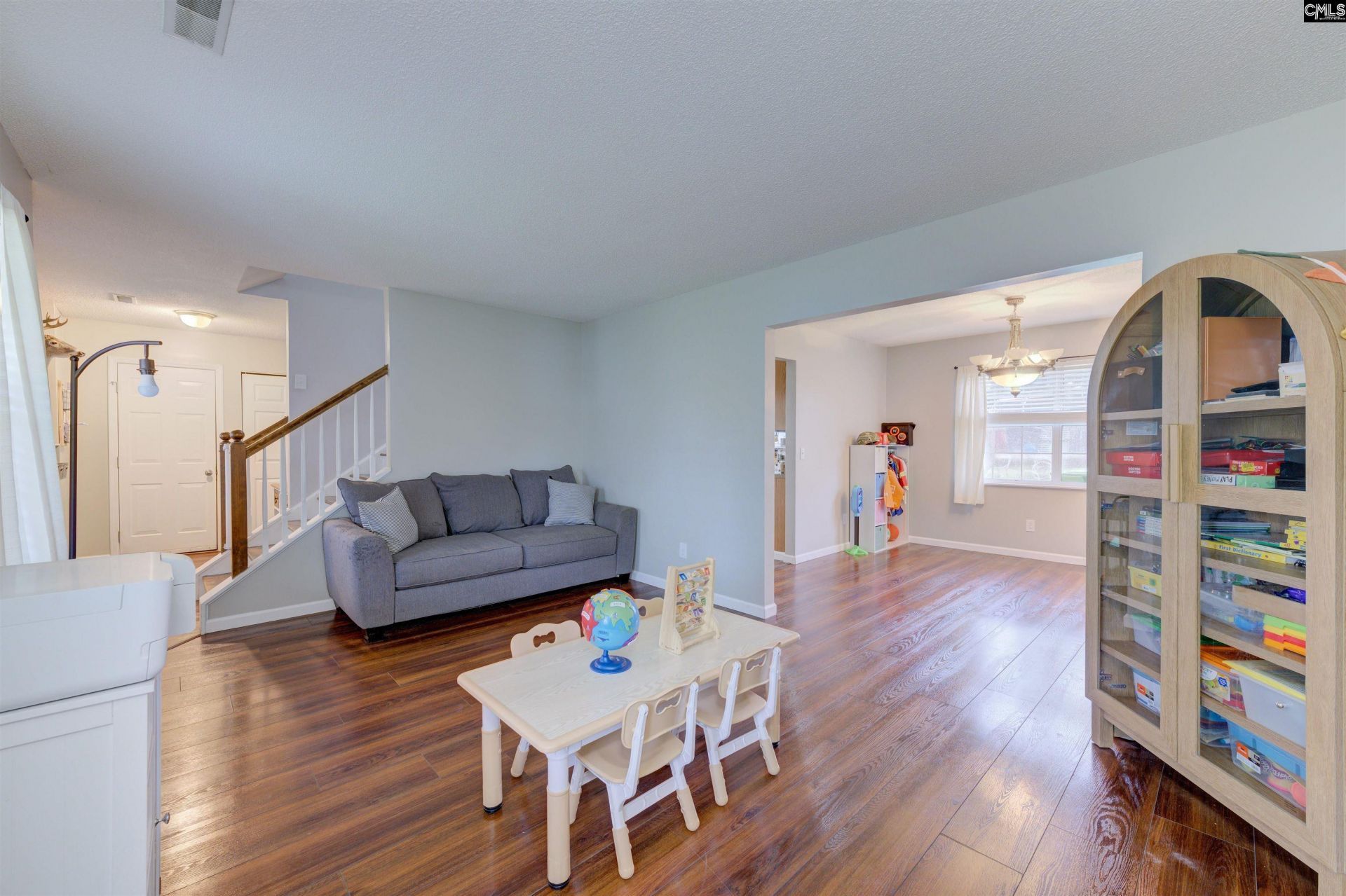 212 Sterling Hills Circle  Photo 4