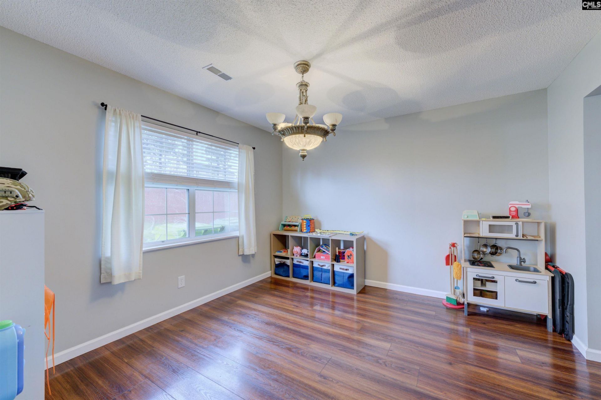 212 Sterling Hills Circle  Photo 5