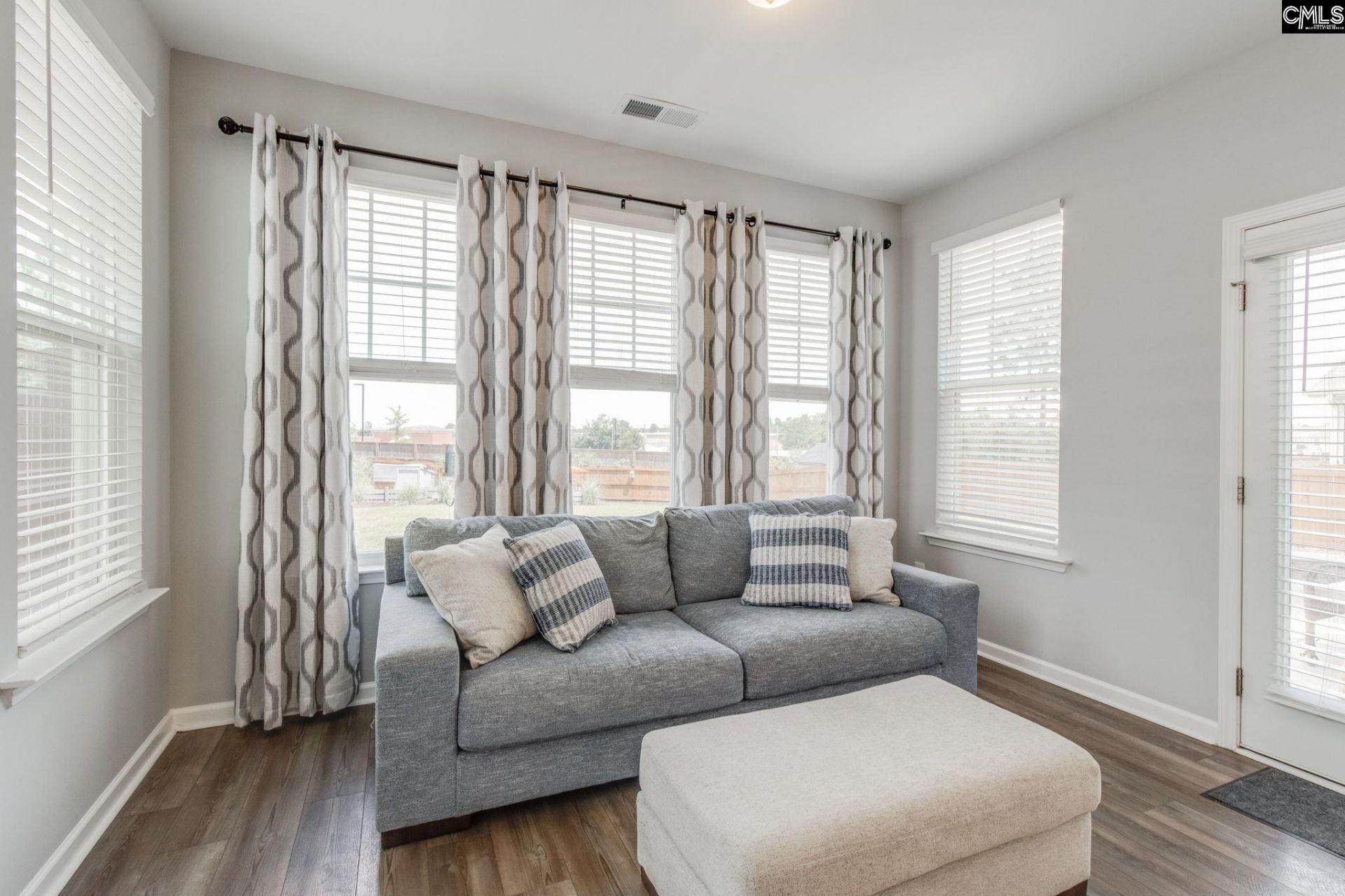 328 Underhill Drive Photo 18