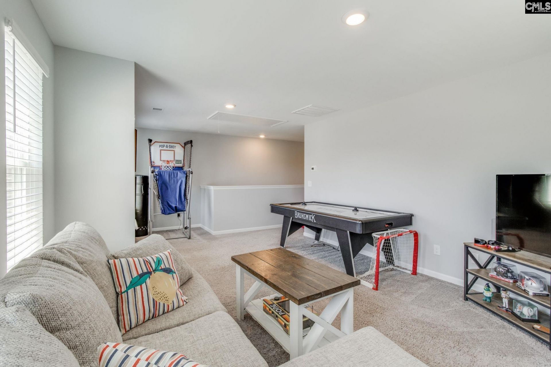 328 Underhill Drive Photo 28