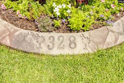 328 Underhill Drive photo 4