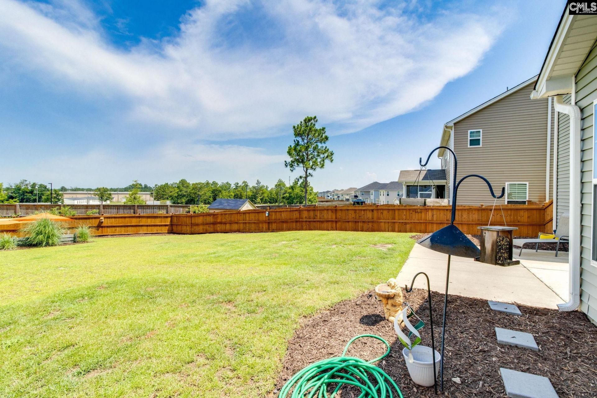 328 Underhill Drive Photo 37