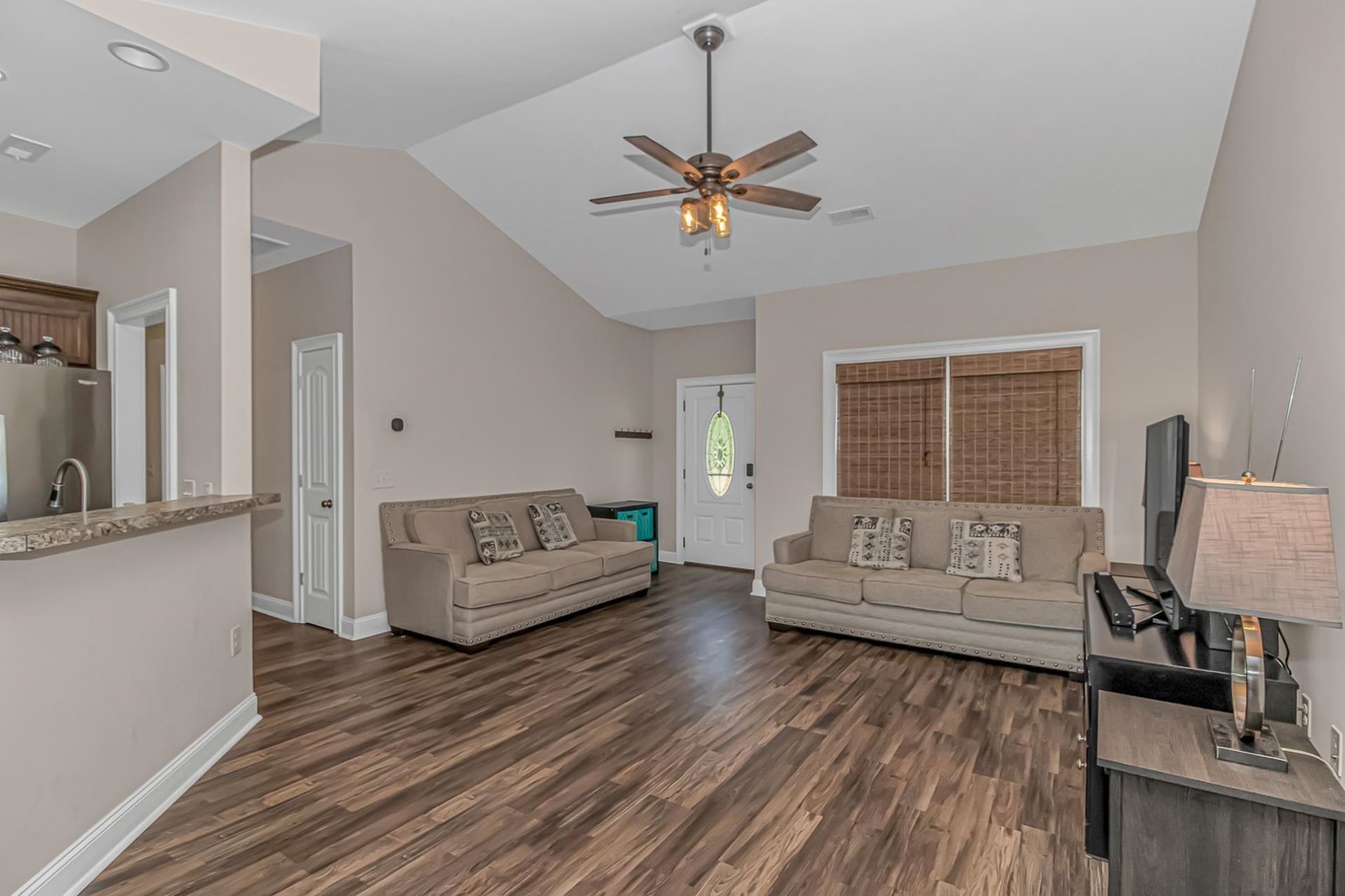 1010 Napa Ct.  Photo 6