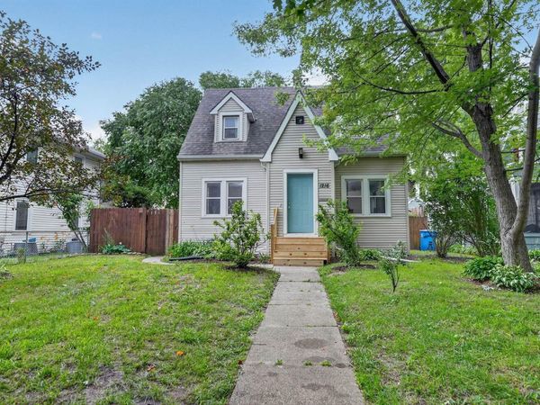 1216 Independence Avenue, Waterloo, IA 50703