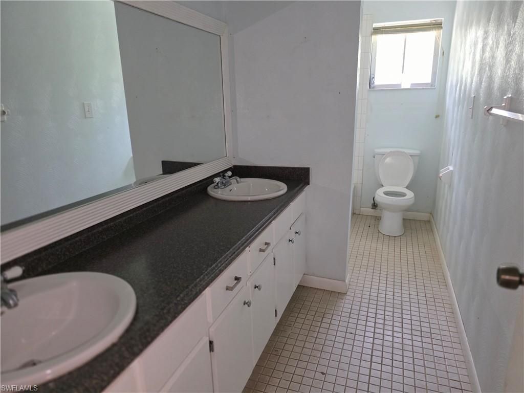 4756 Skates Cir, Fort Myers, FL 33905 Photo